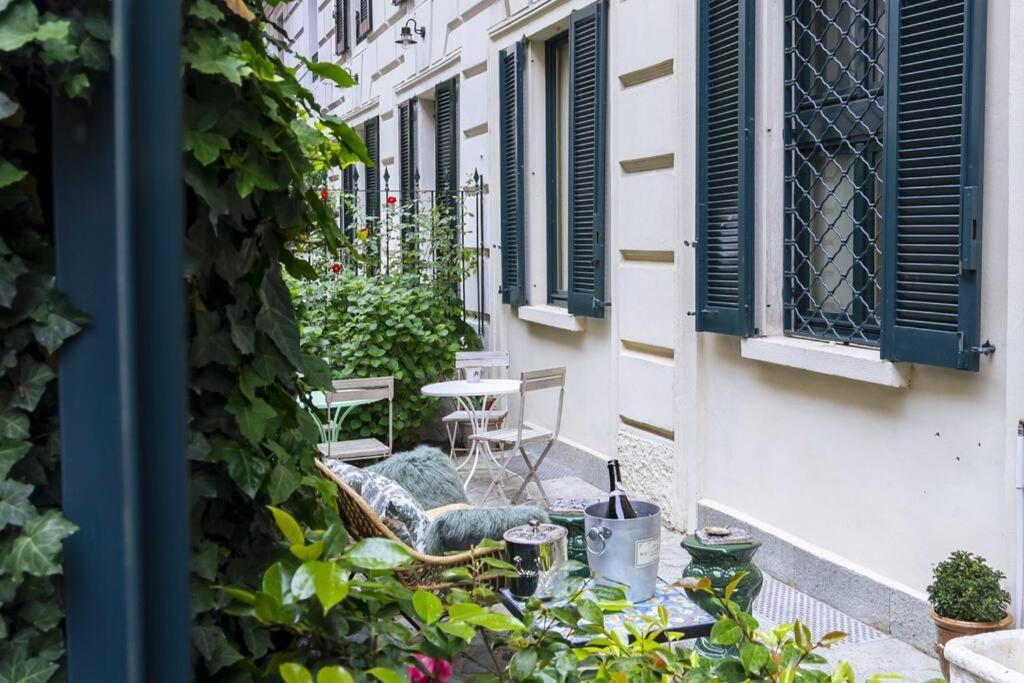 Luxury Bohemian Suite With Private Garden In 밀라노 외부 사진